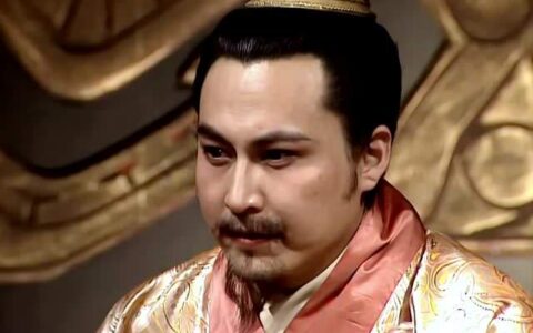 曹丕的诗歌代表作是什么（曹植的生平简介及作品）