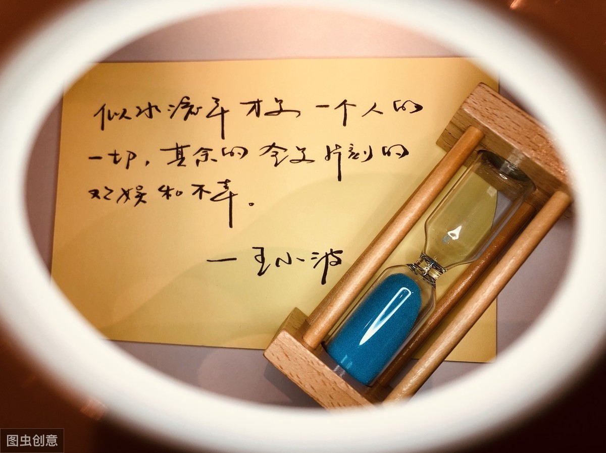 较短的现代诗有哪些（十首现代诗简短）