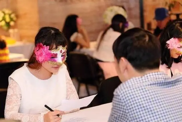 如何让聊天变得有趣（相亲时给女生留下好印象）