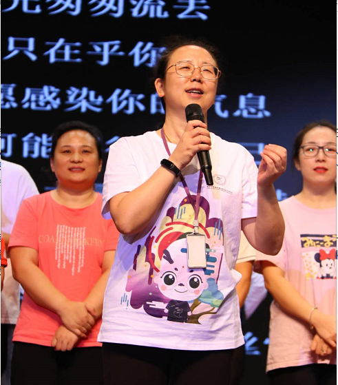 教师节诗歌朗诵大全（朗诵老师的诗歌简短）