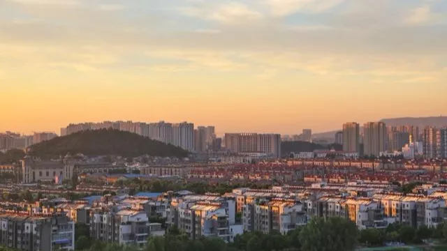 东山再起是谁的主人公（东山再起典故的故事）