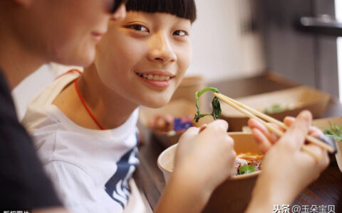 儿子十八岁简单寄语简短（18岁成年礼简短温馨话语）