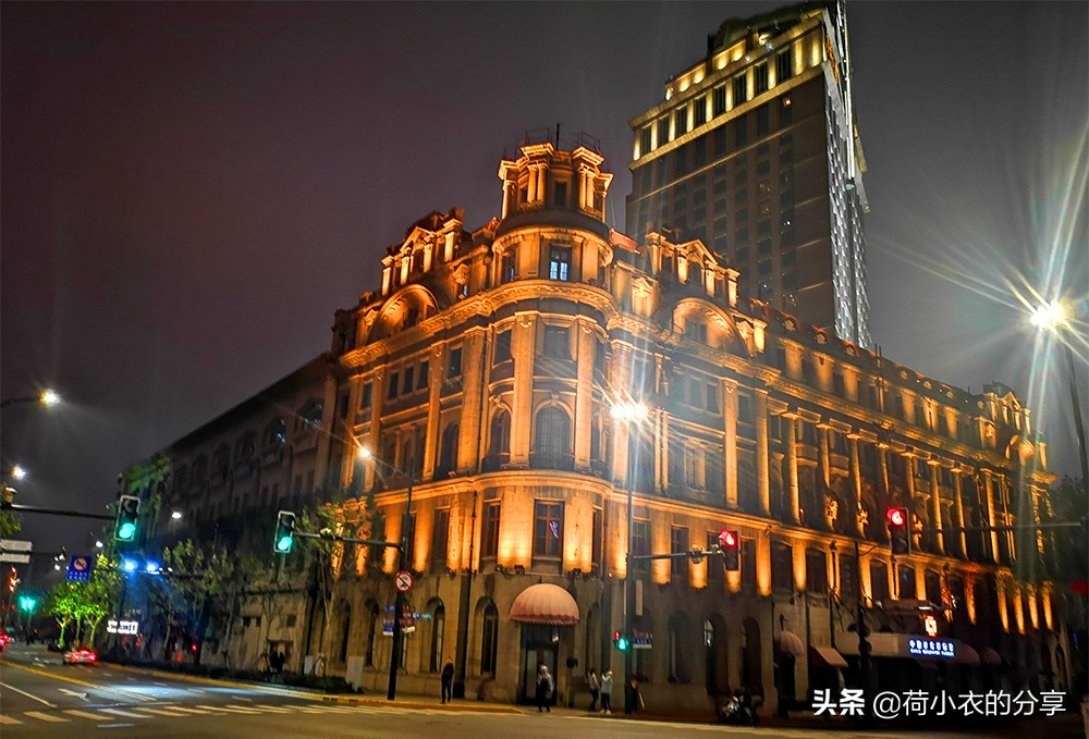 赞美外滩夜景的句子（一句话形容上海外滩夜景）