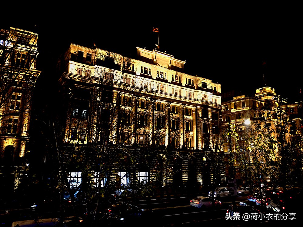 赞美外滩夜景的句子（一句话形容上海外滩夜景）