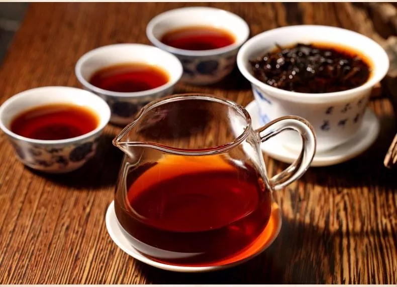 与茶有关的诗句名言（生活与茶的诗句与名言）