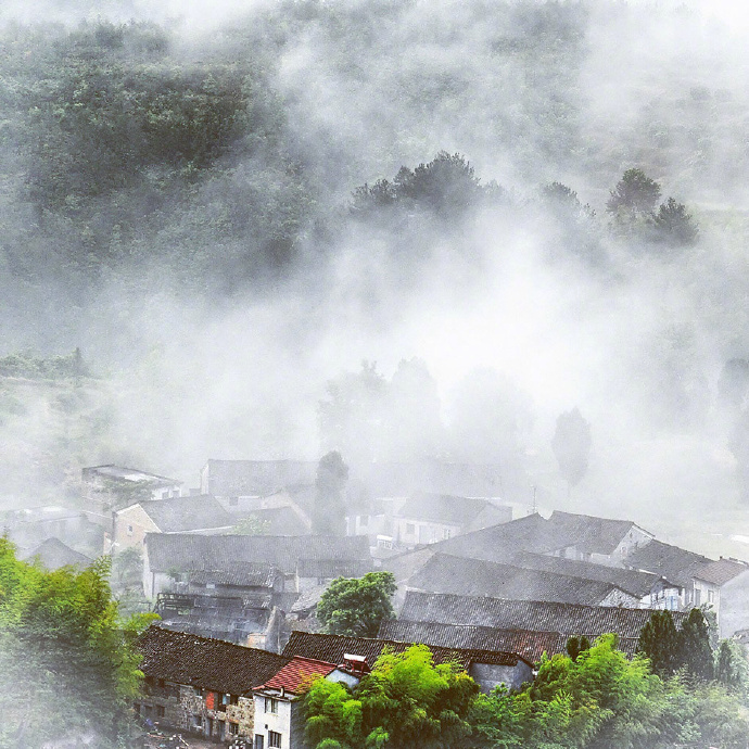 有山有水的诗句（形容山水好风光的诗句）