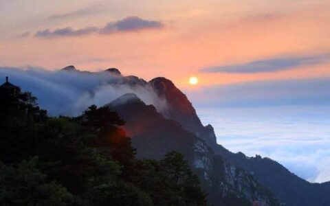 赞美庐山的诗句有哪些（赞美庐山美丽诗句）