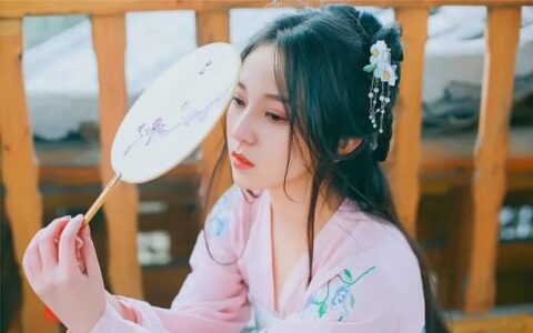 含蓄的表达思念的诗句（委婉地表达思念之情的古诗欣赏）