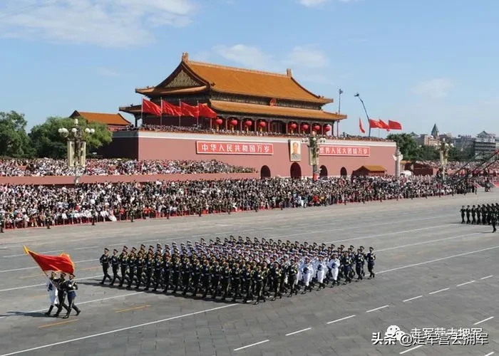 诗歌朗诵祖国妈妈讲的是什么（诗歌精选朗读美文祖国妈妈）