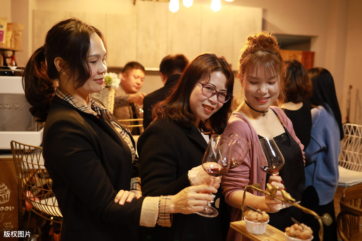 酒席祝福长辈的话（家宴上对长辈的祝福语）