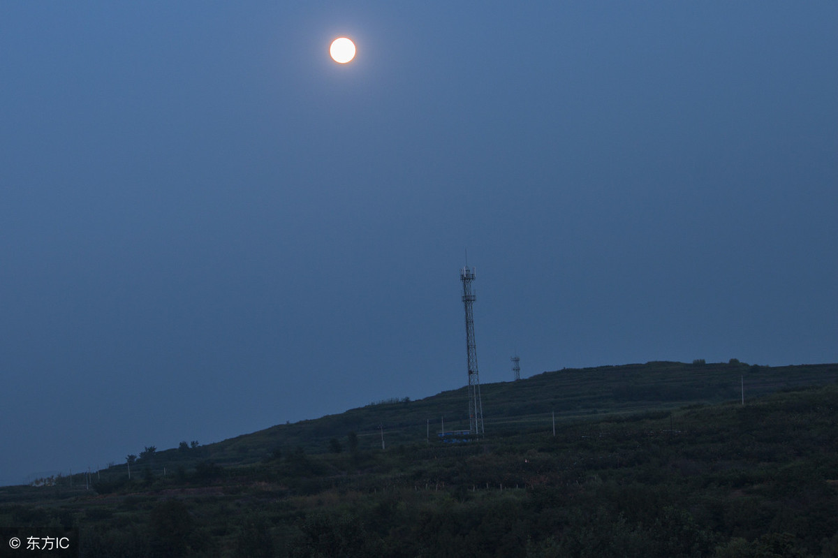 夜月古诗带拼音版图片（夜月全文赏析及释义）