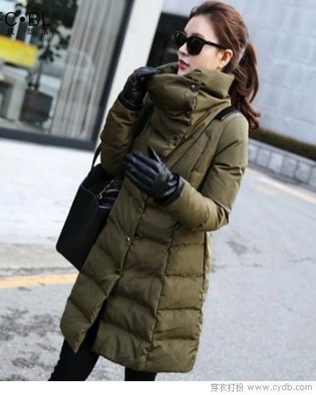 羽绒服的欢乐圣诞趴