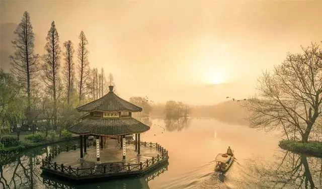 小学就倒背如流的一首宋诗，直到今天才知道我们只学了一半！
