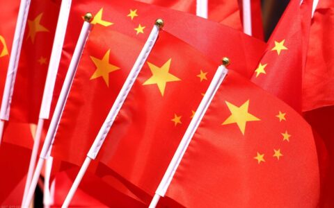 国庆节美文：笔飞墨彩江山画，韵出心声祖国情