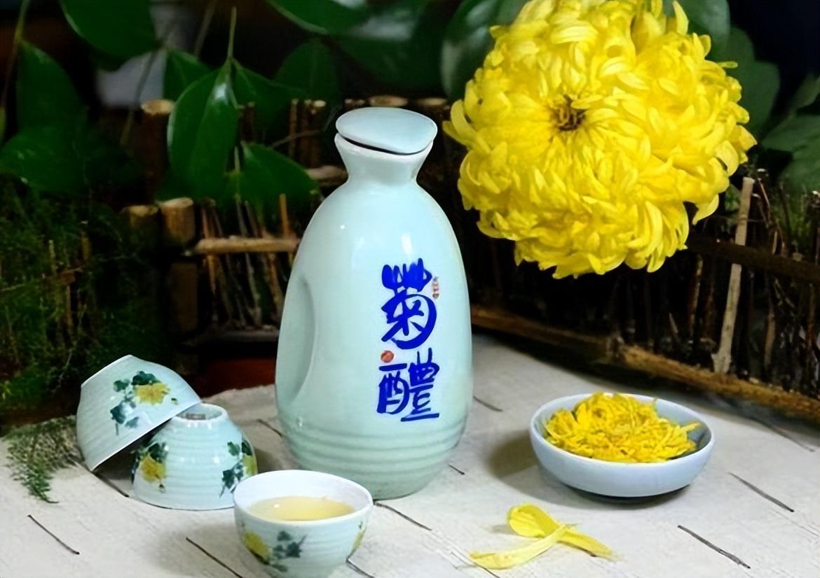 史上最精彩的9首“秋天”相关七律，杜甫《秋兴八首》其一仅列第5