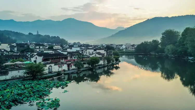 再忙也要背下的100句古诗词，让你提升一个境界