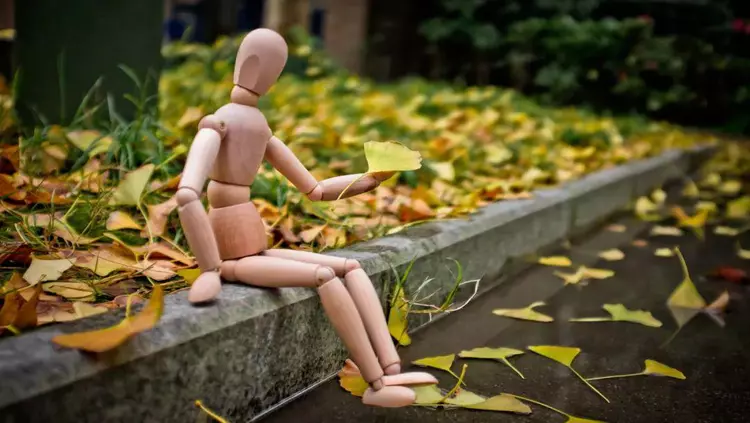 50句孤独诗词，总有一句说到你心坎里