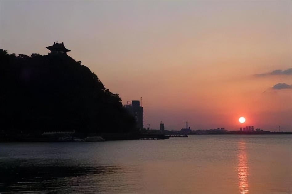 史上水平最高的20首词排行榜，宋朝之后有2首佳作入选